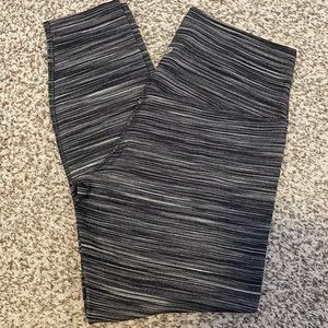 Lululemon Align High-Rise Tight Heathered Black Size 10 25” length